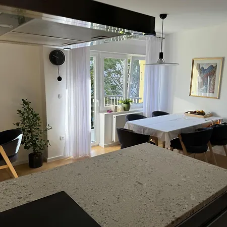 Appartement Crassula Aurea *